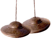 Zimbeln Zimbeln mit ca. 3000 Hz (Sängerformantfrequenz)